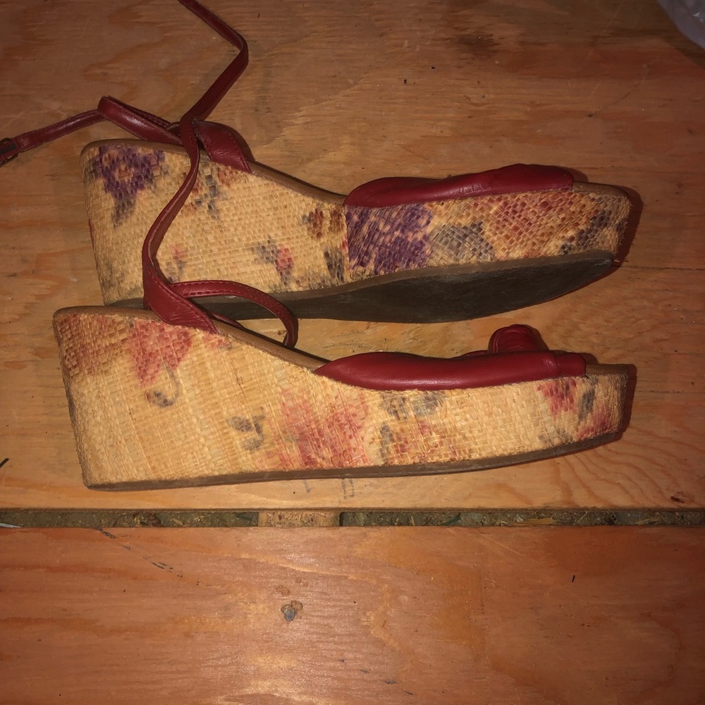 Little cork wedges worn once.